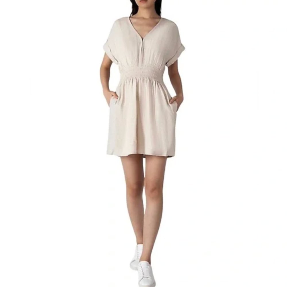 Abercrombie Short-Sleeve Smocked Waist Mini Dress (Cream, Size XSP)